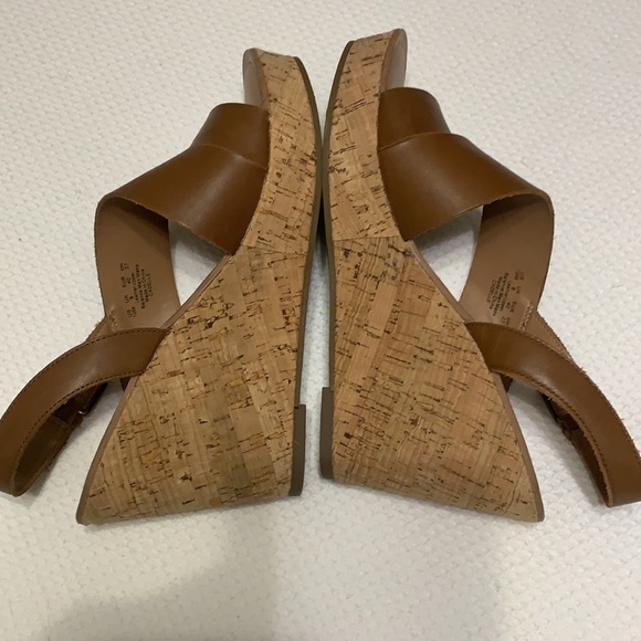Franco sarto Wedge sandals EUC worn once - Picture 5 of 10